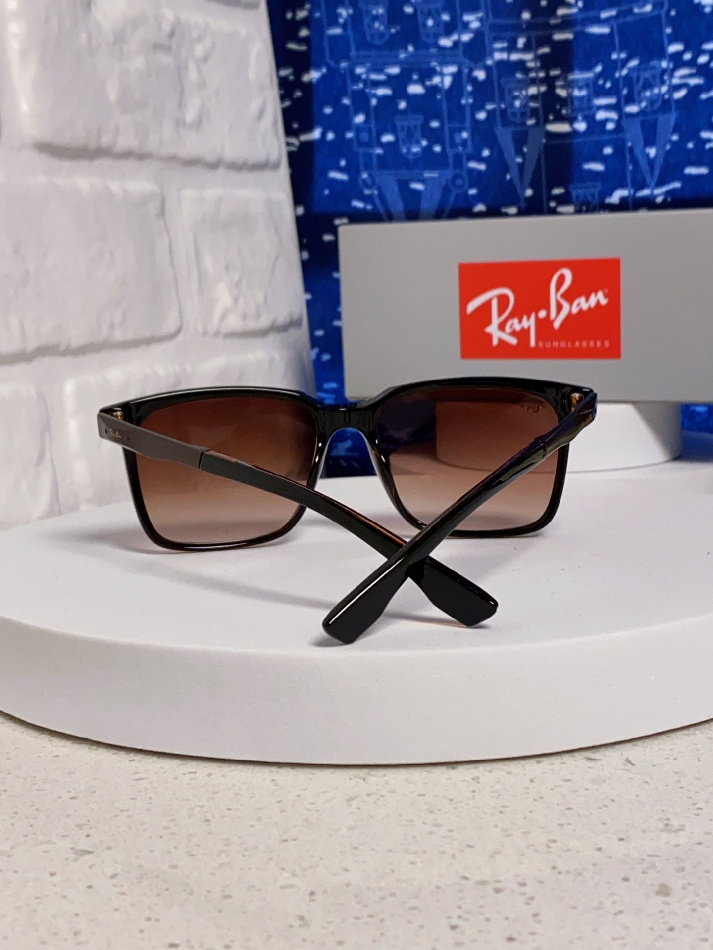 RayBan雷朋 2025新款大框男女太阳眼镜方框防紫外线大脸韩版网红墨镜 男女通用款 简约时尚 RB4