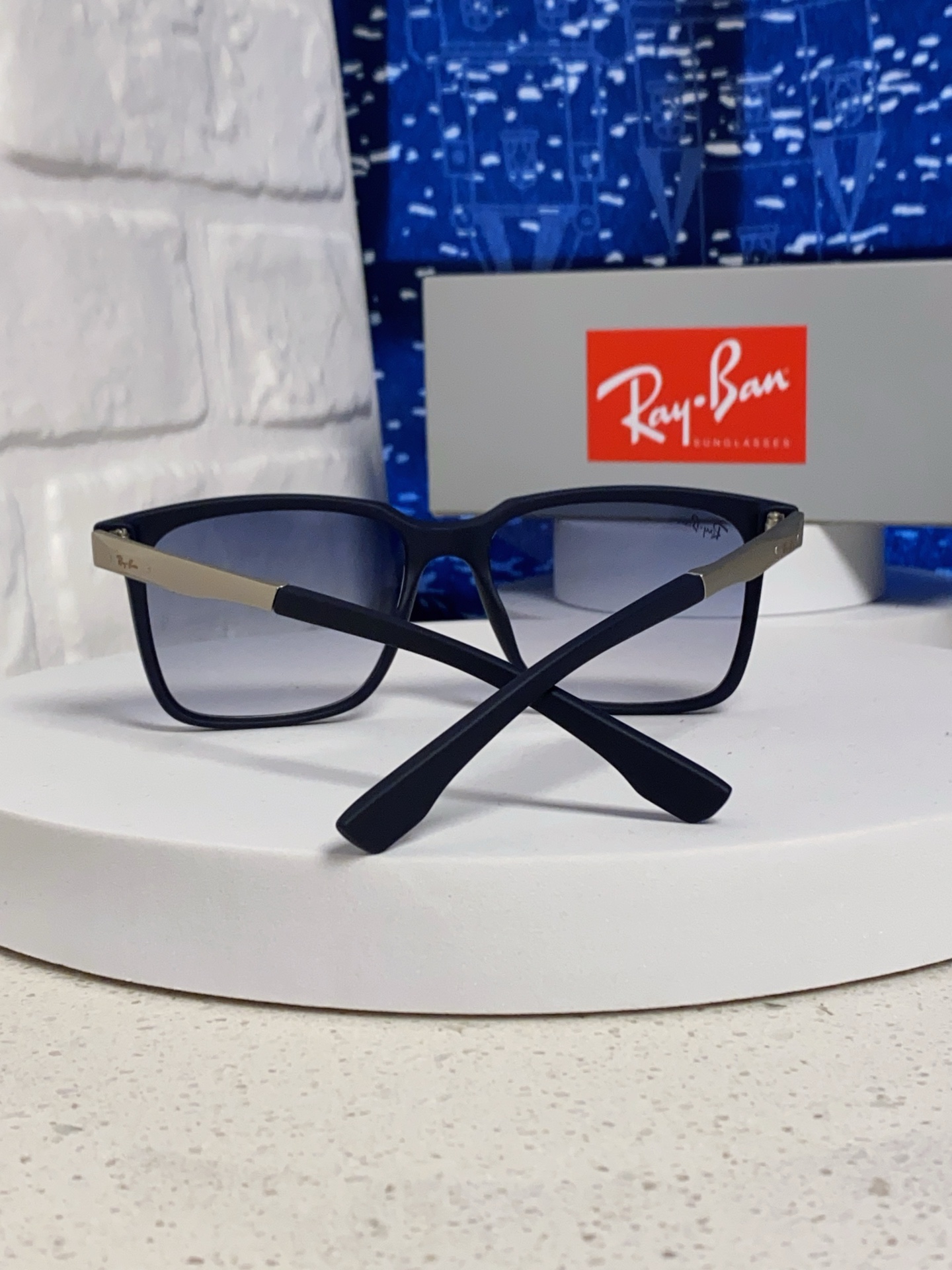 RayBan雷朋 2025新款大框男女太阳眼镜方框防紫外线大脸韩版网红墨镜 男女通用款 简约时尚 RB4