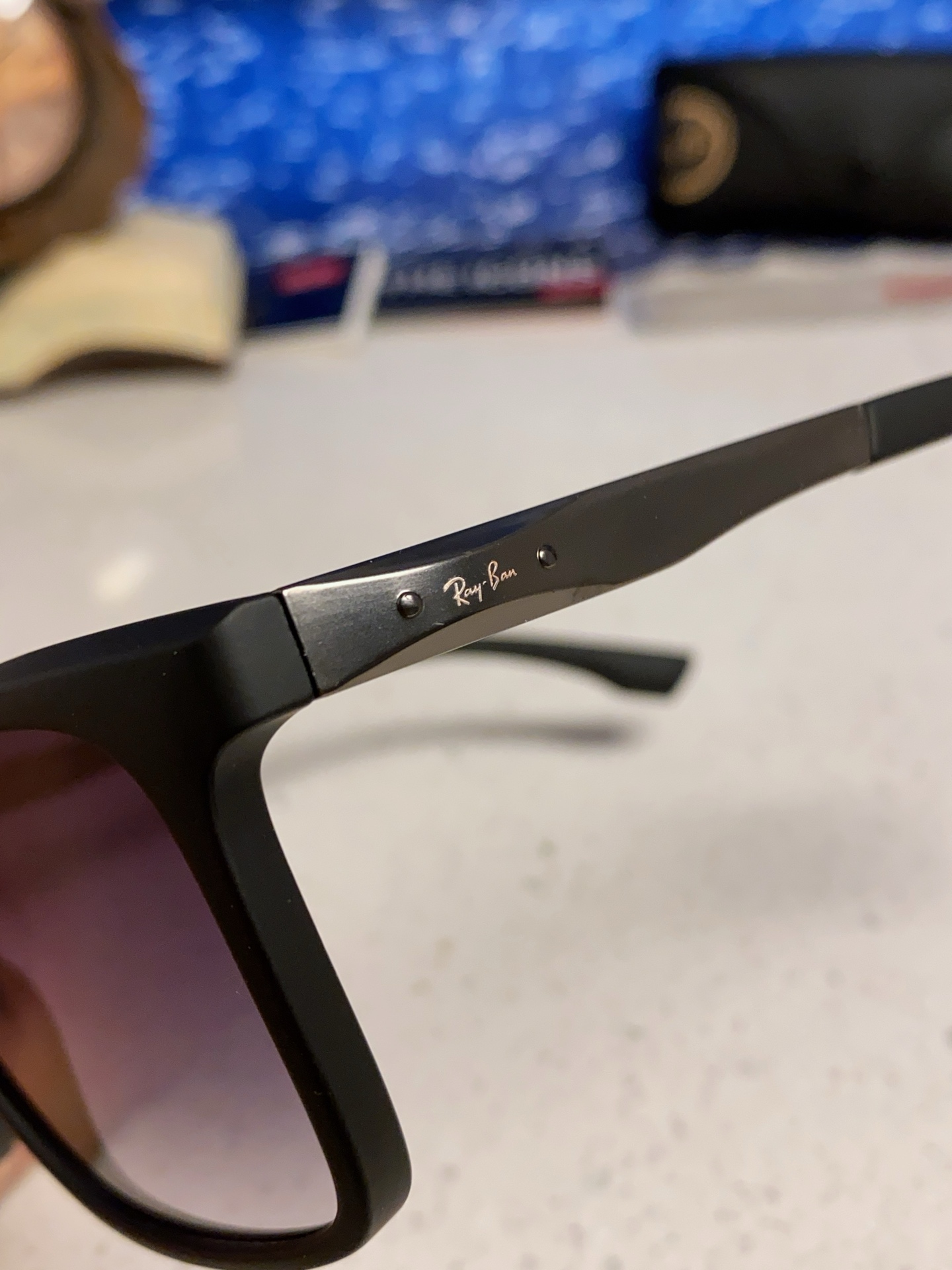 RayBan雷朋 2025新款大框男女太阳眼镜方框防紫外线大脸韩版网红墨镜 男女通用款 简约时尚 RB4