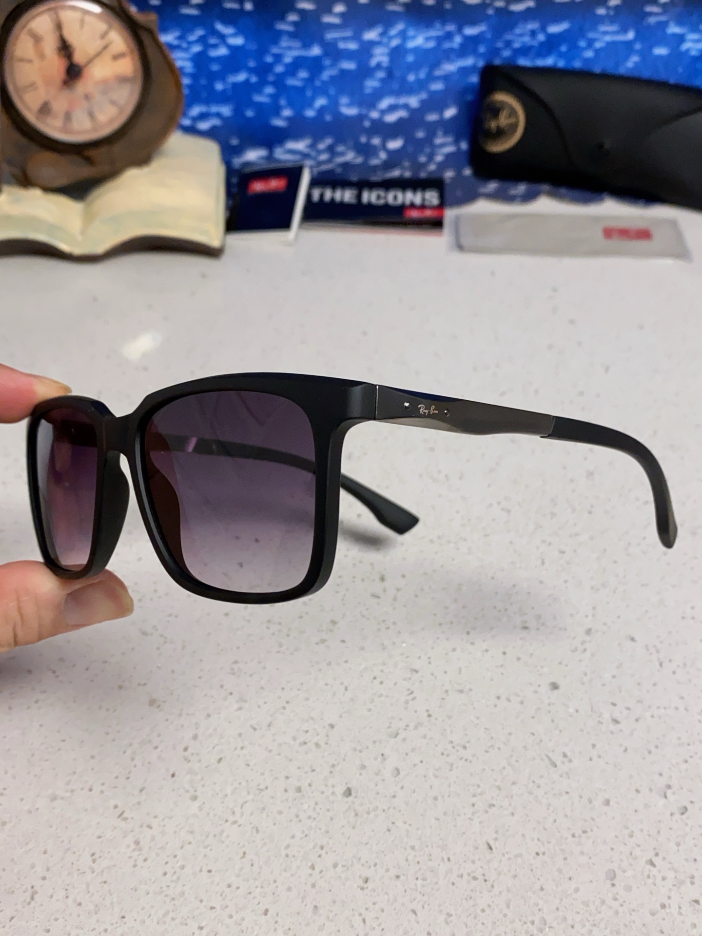 RayBan雷朋 2025新款大框男女太阳眼镜方框防紫外线大脸韩版网红墨镜 男女通用款 简约时尚 RB4