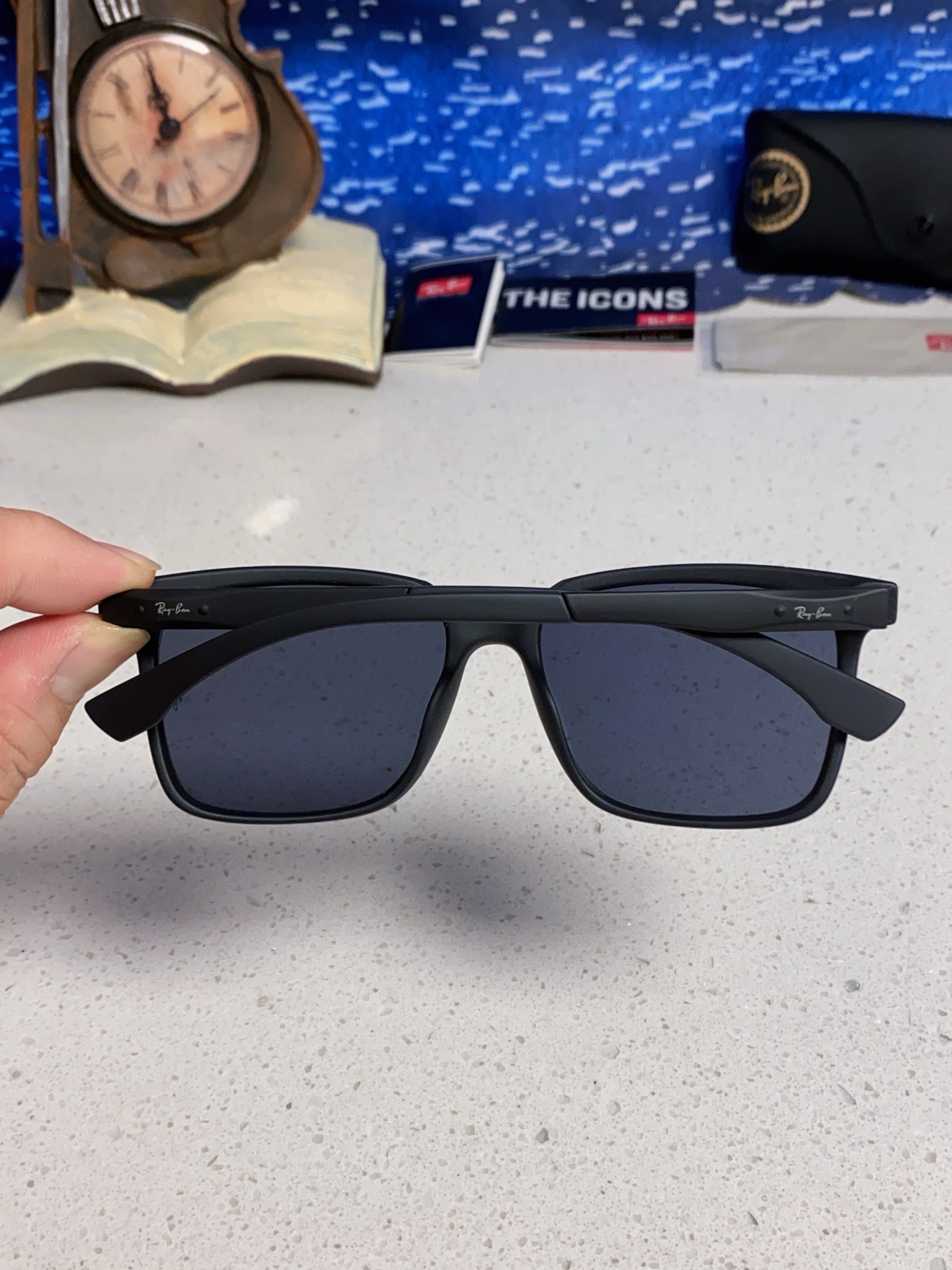 RayBan雷朋 2025新款大框男女太阳眼镜方框防紫外线大脸韩版网红墨镜 男女通用款 简约时尚 RB4