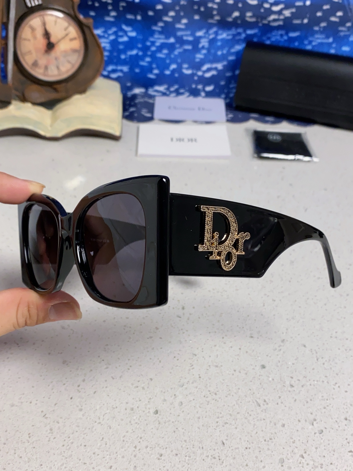 Dior迪奥 2025夏季新款欧美个性大框蝴蝶形猫眼墨镜男女潮圆脸显瘦方形太阳眼