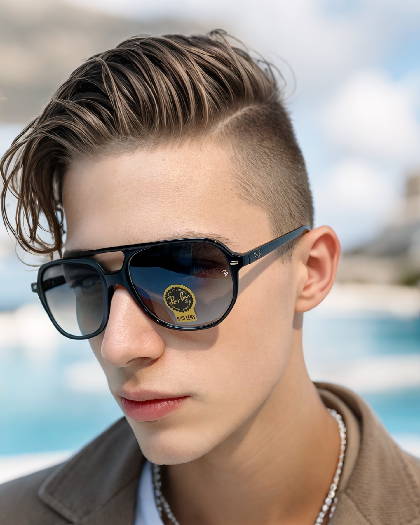 RayBan雷朋 2026新款双梁高光泽感黑色醋酸板材镜框，质感细腻、耐磨抗造，线条圆润流畅，经典永不过