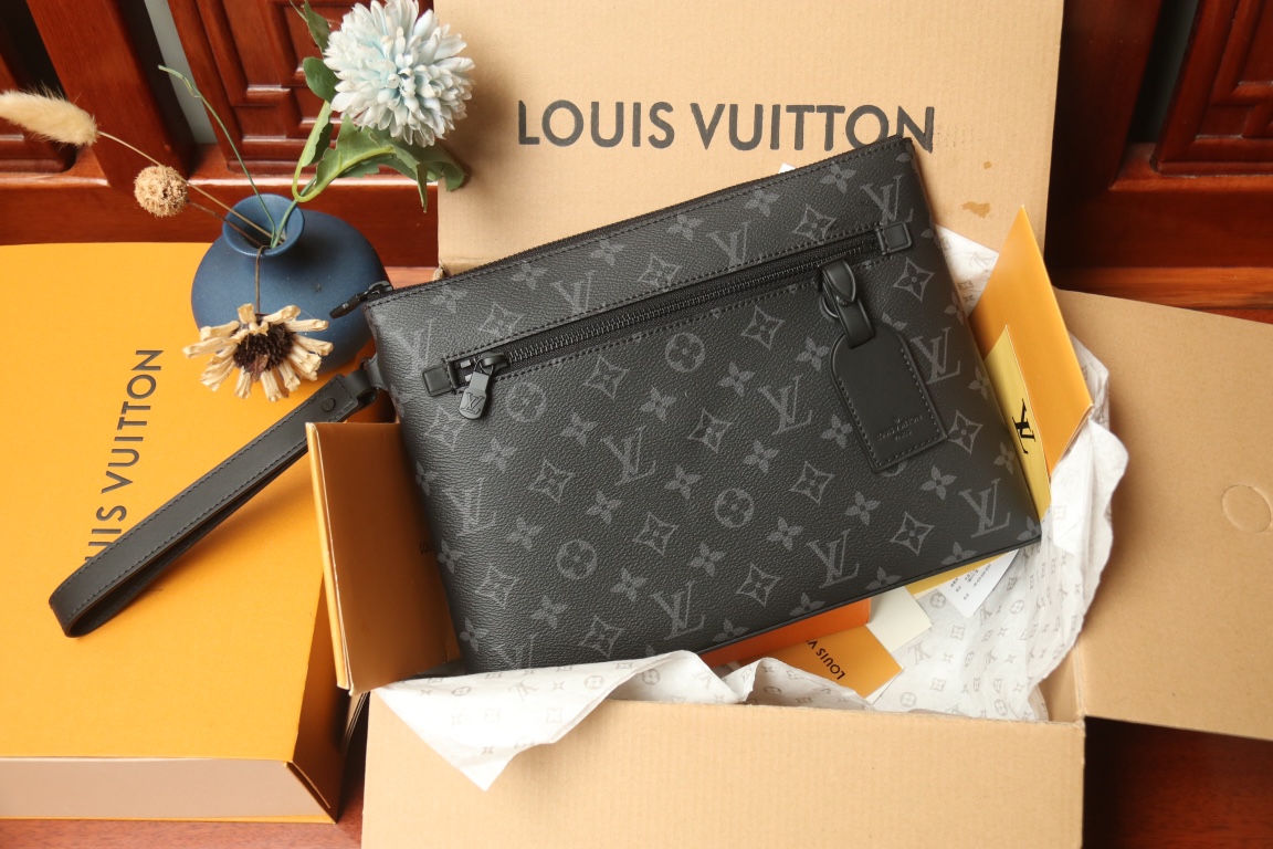 N Takeoff Damier Infini iPad D 30 x 22 5 Pochette