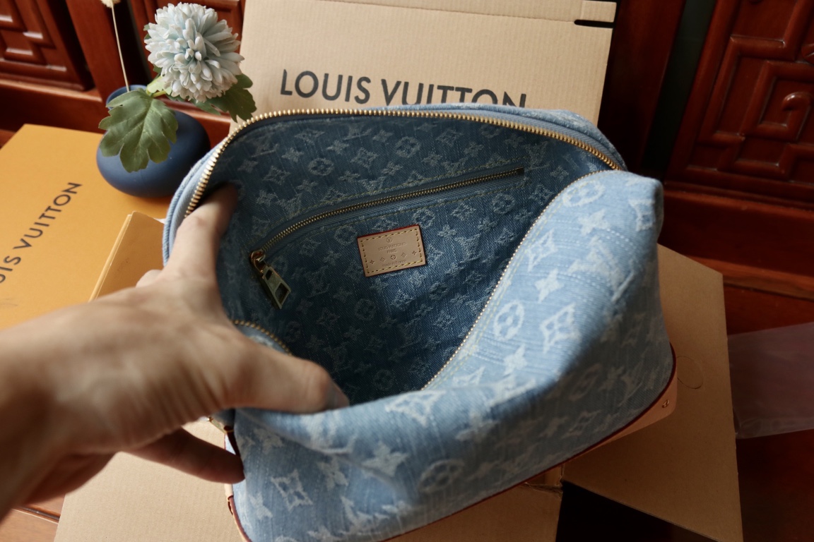 Louis Vuitton M24317牛仔 本款 Pochette