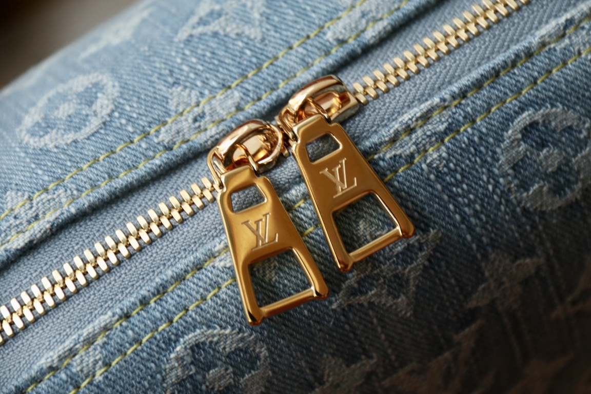 Louis Vuitton M24317牛仔 本款 Pochette
