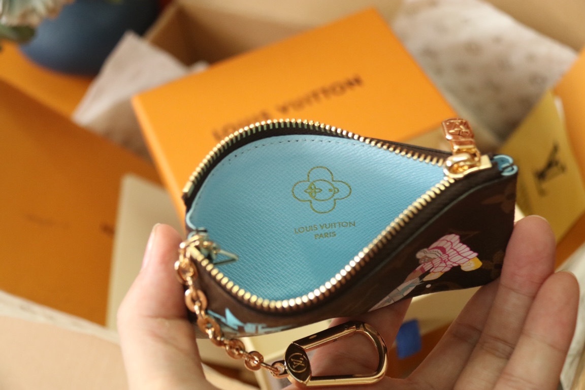 Louis Vuitton M12229零钱包由内至外魅力难挡的钥匙包