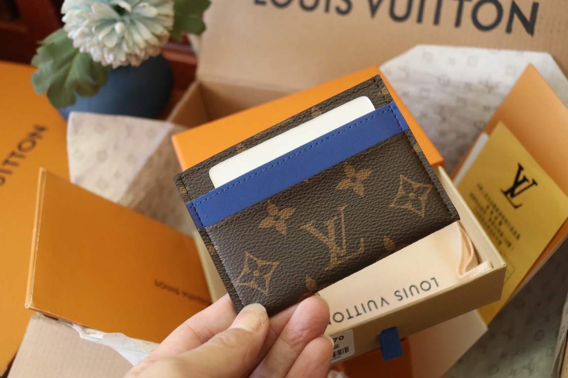 Louis Vuitton PORTE CARTES DOUBLE 卡片夹