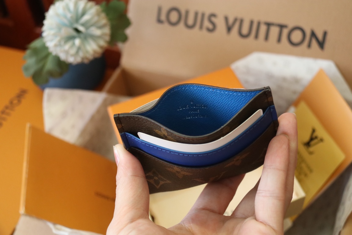 Louis Vuitton PORTE CARTES DOUBLE 卡片夹