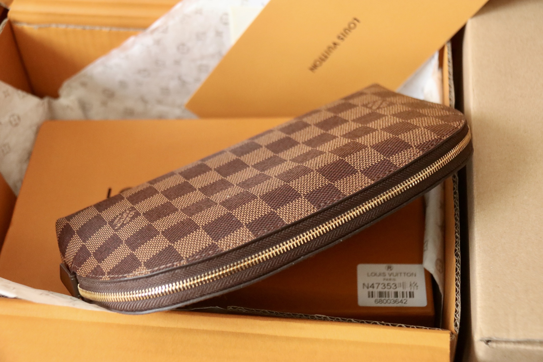 Louis Vuitton Damier Ebene Canvas Nice BB Toiletry Pouch, 24 x 17 x 6 cm 9 i1753339731392 8431 0 7