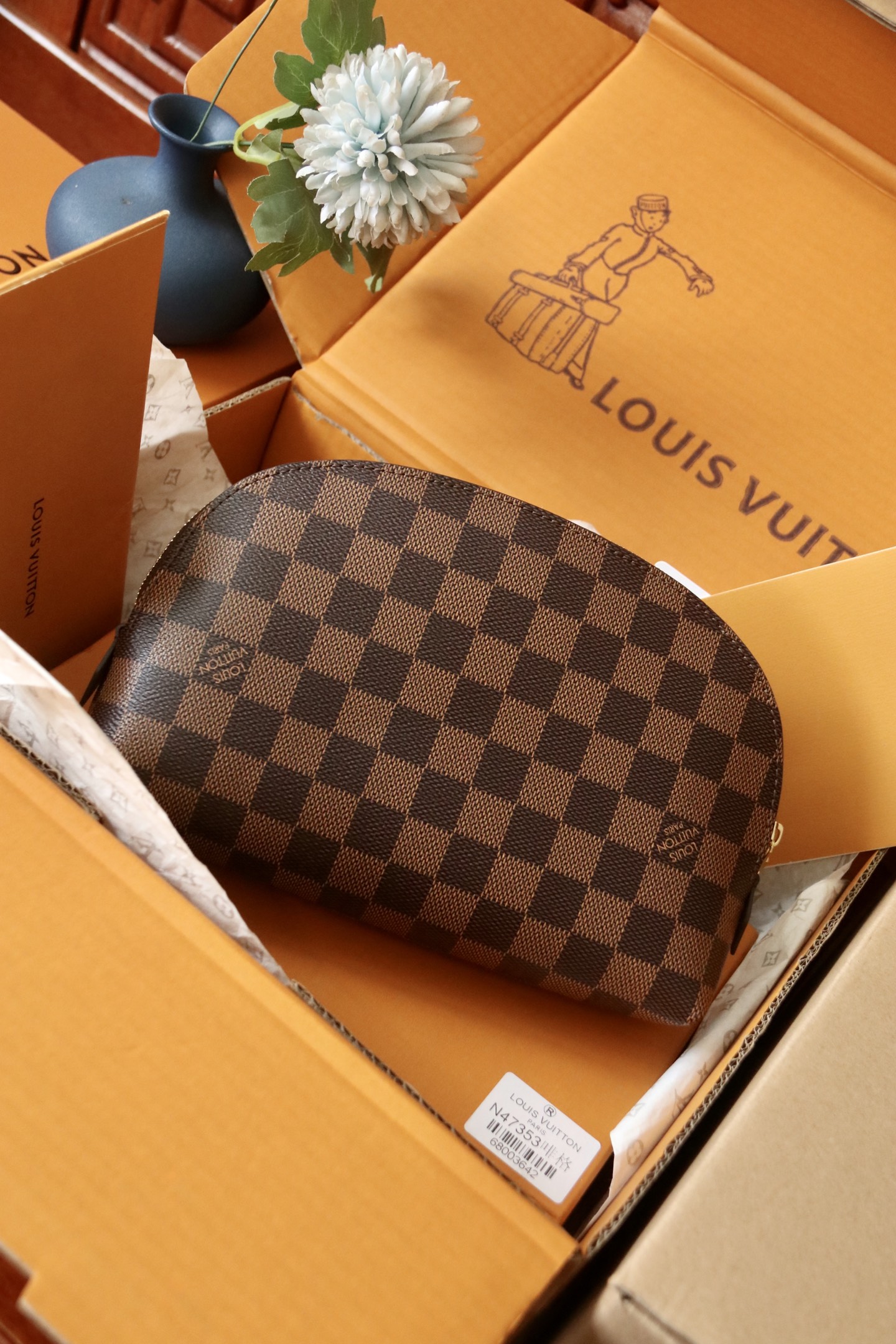 Louis Vuitton Damier Ebene Canvas Nice BB Toiletry Pouch, 24 x 17 x 6 cm 3 i1753339731437 2551 0 1