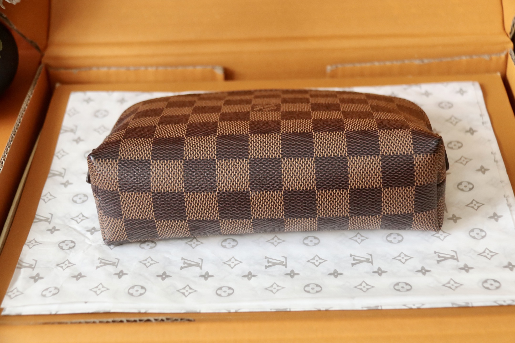 Louis Vuitton Monogram Brown Coated Canvas Round Cosmetic Pouch 17 x 12 x 6cm 6 i1754635123983 2182 0 4