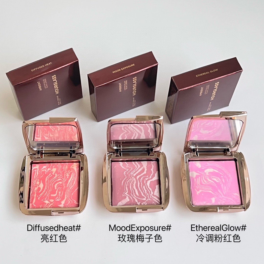 通✨80包
可配中文标，正品烤粉工艺，原厂包材，粉质纹路块块雅，细节全对版，味道对香，市面最高版本，非流通普货，正品质量直供，支持对比，明通市场认可版本✔️hourglass五花肉腮红明通版4.2g！色号：diffused heat#，mood exposure#，ethereal glow#，luminous flush#，at night#，sublime flush#。