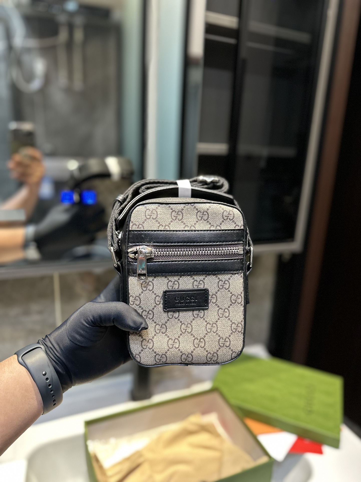 Gucci Torby na aparat Torby typu crossbody i na ramię Torby mini Czarny Drukowanie Unisex