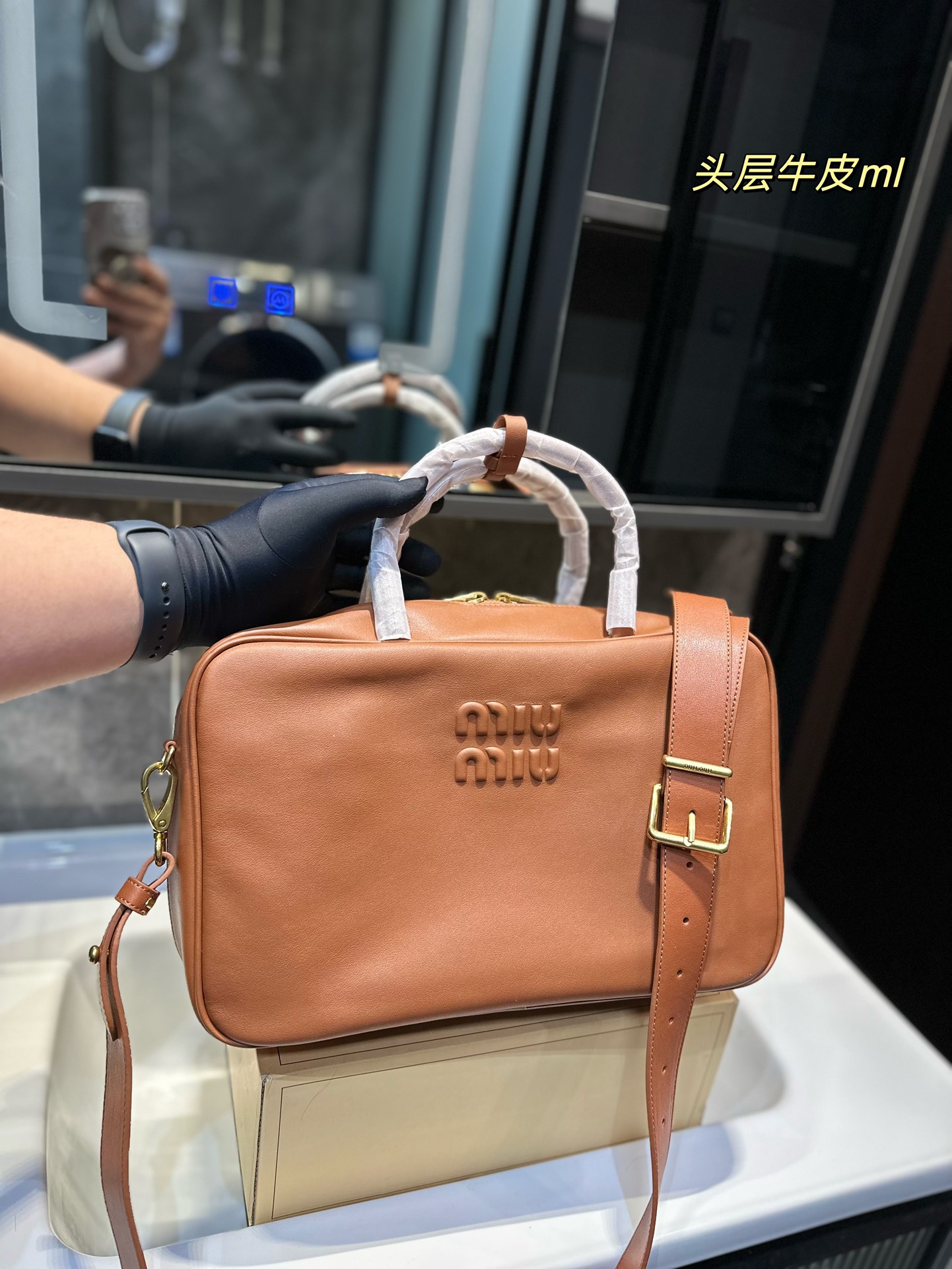 Fashionable Zenium Mumimiu Bowling Briefcase with Cow Skin in Size 34.22 - 图片 2