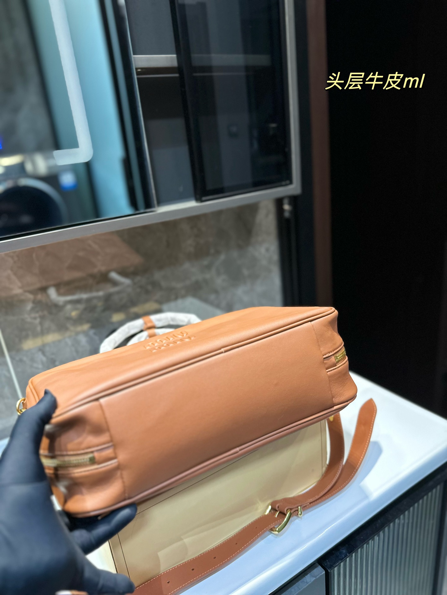 Fashionable Zenium Mumimiu Bowling Briefcase with Cow Skin in Size 34.22 - 图片 6
