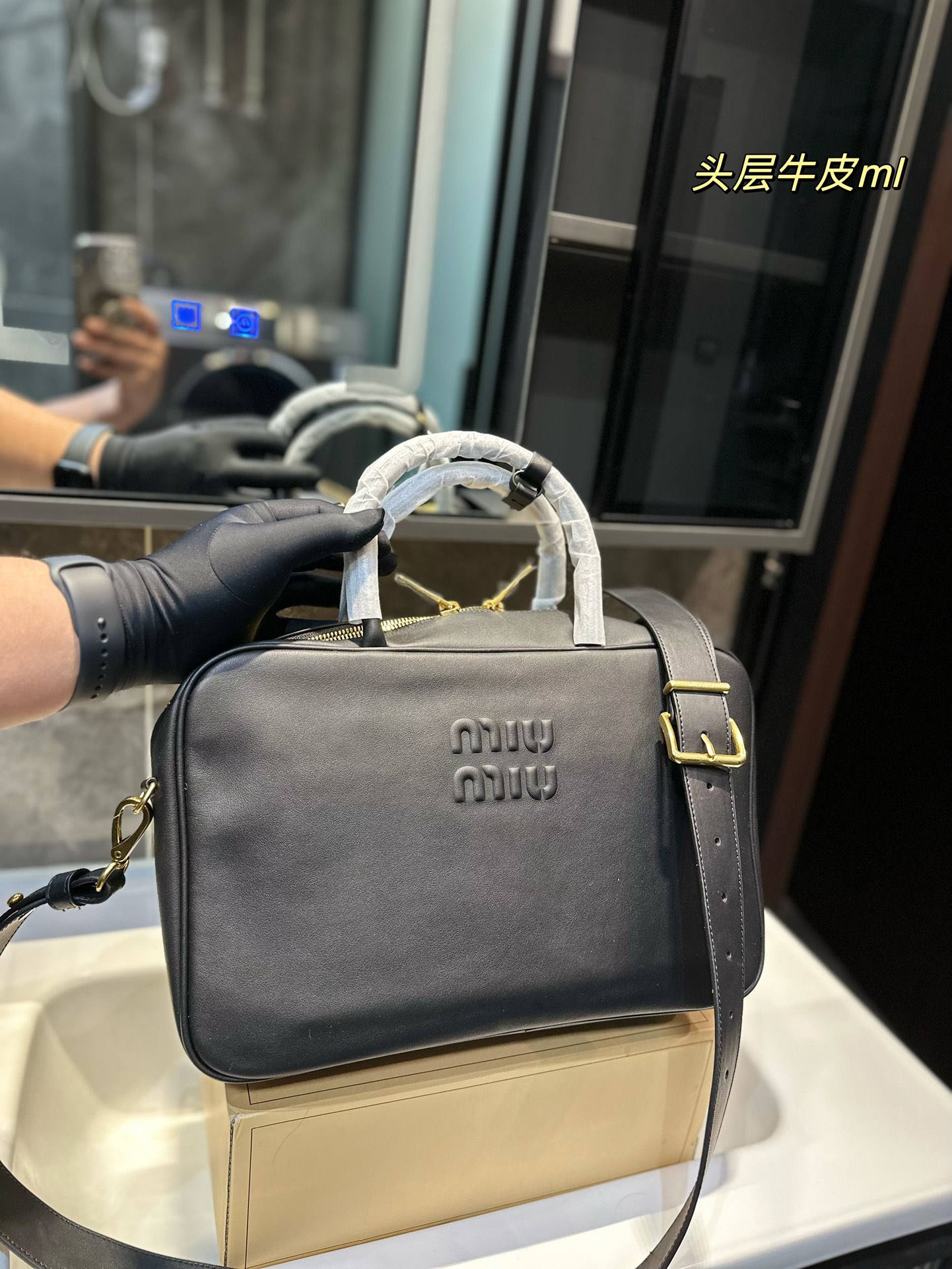 Fashionable Zenium Mumimiu Bowling Briefcase with Cow Skin in Size 34.22