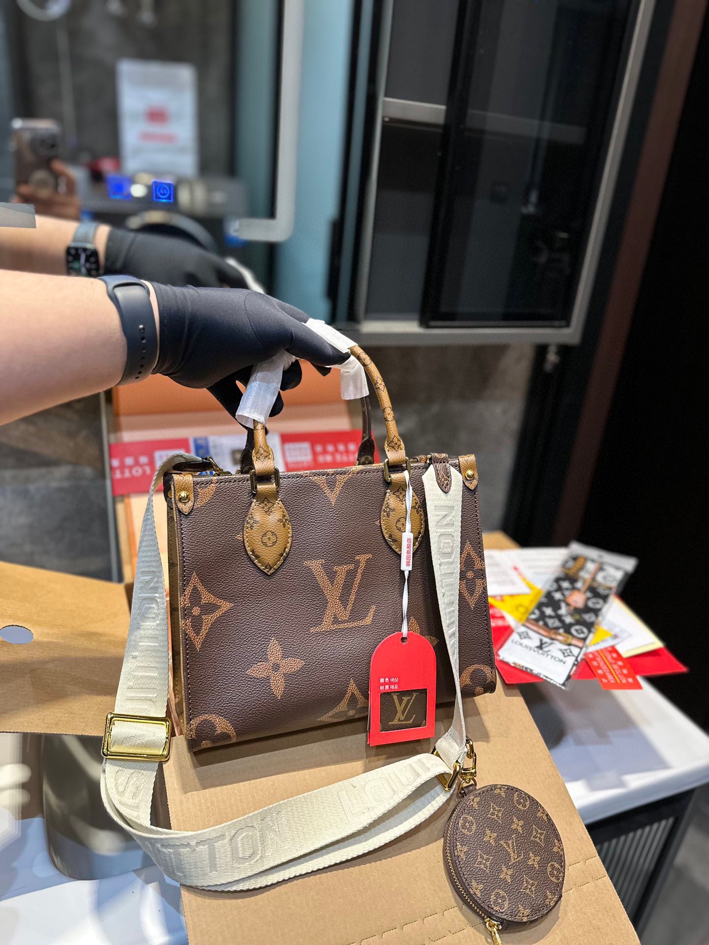 Yupoo Gucci Bags Watches Nike Clothing Jordan Yeezy Balenciaga Shoes
