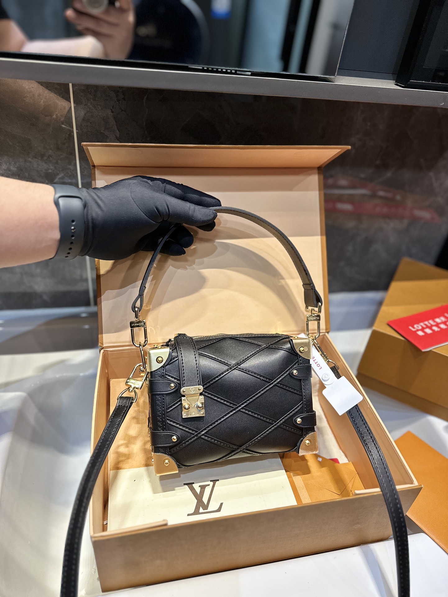 Louis Vuitton Crossbody & Shoulder Bags Mini