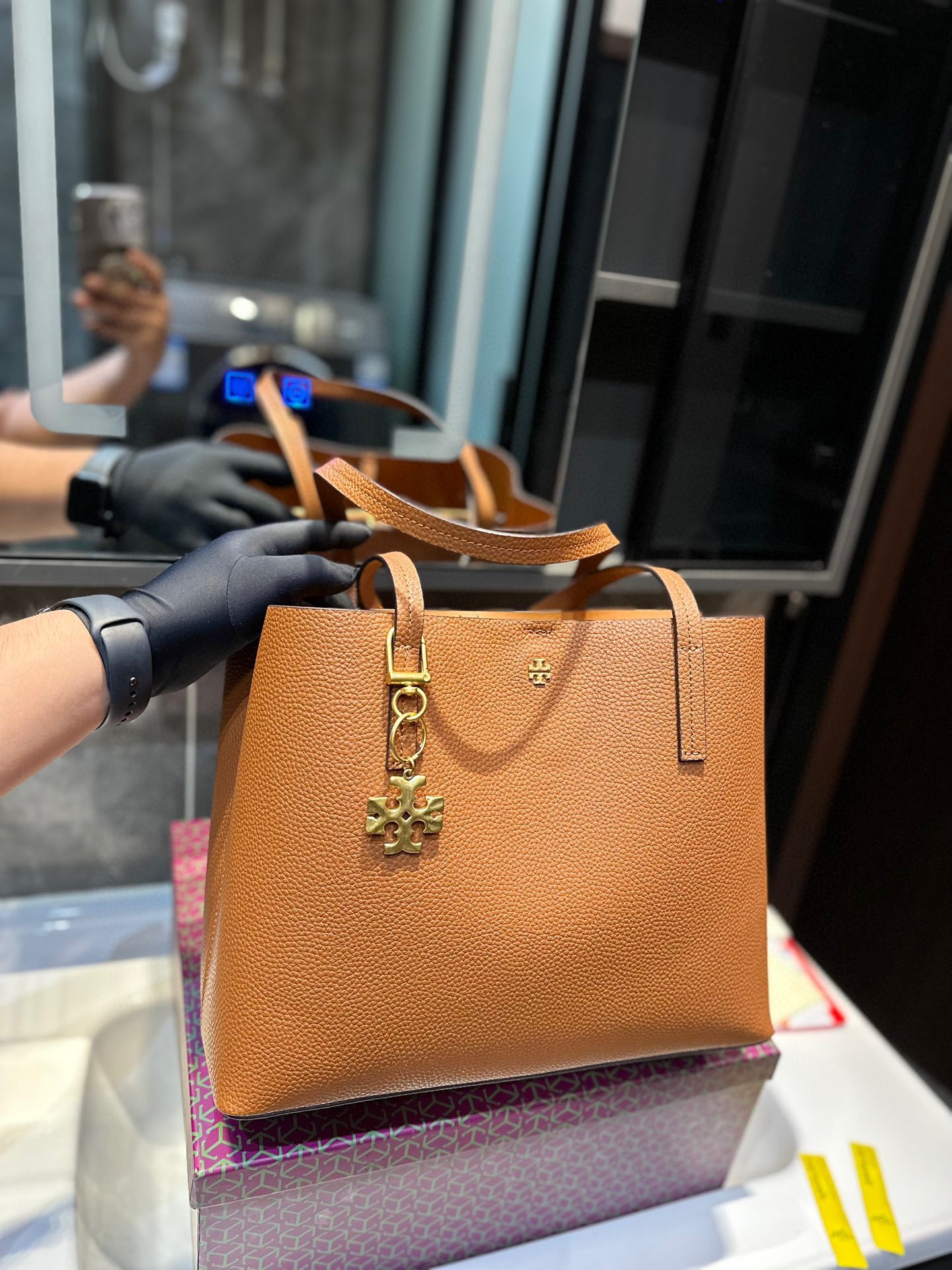 Online From China Designer
 Tory Burch Handbags Crossbody & Shoulder Bags Tote Bags