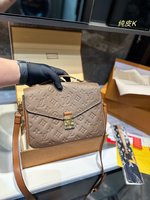 Louis Vuitton Messenger Bags Cowhide