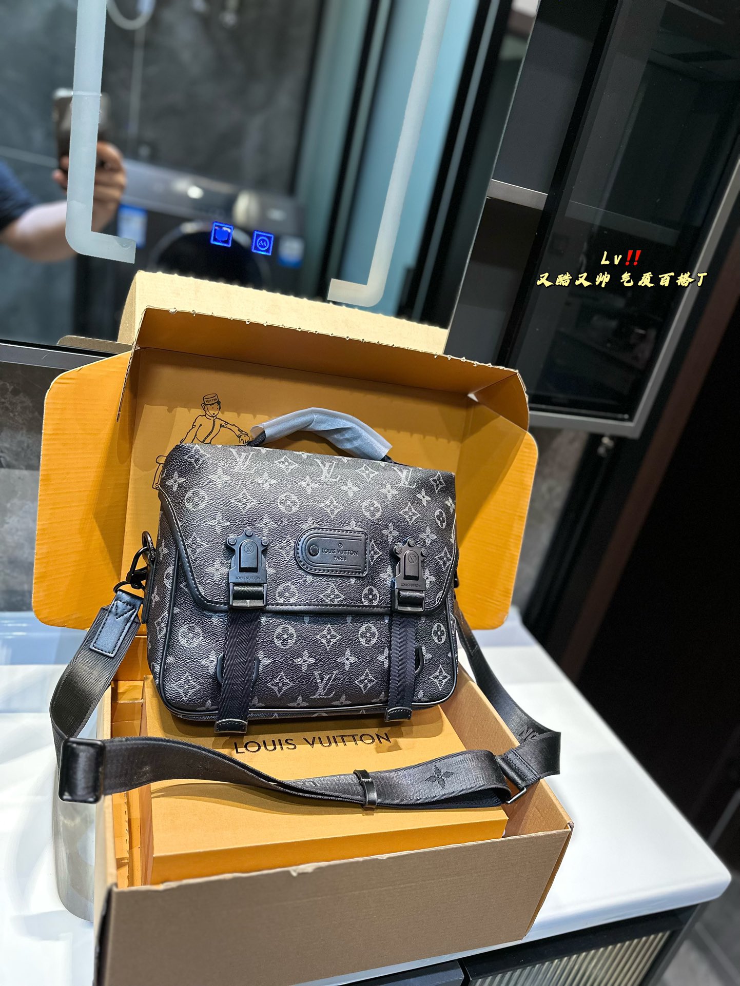 Louis Vuitton Nuevo
 Bolsos de mensajero