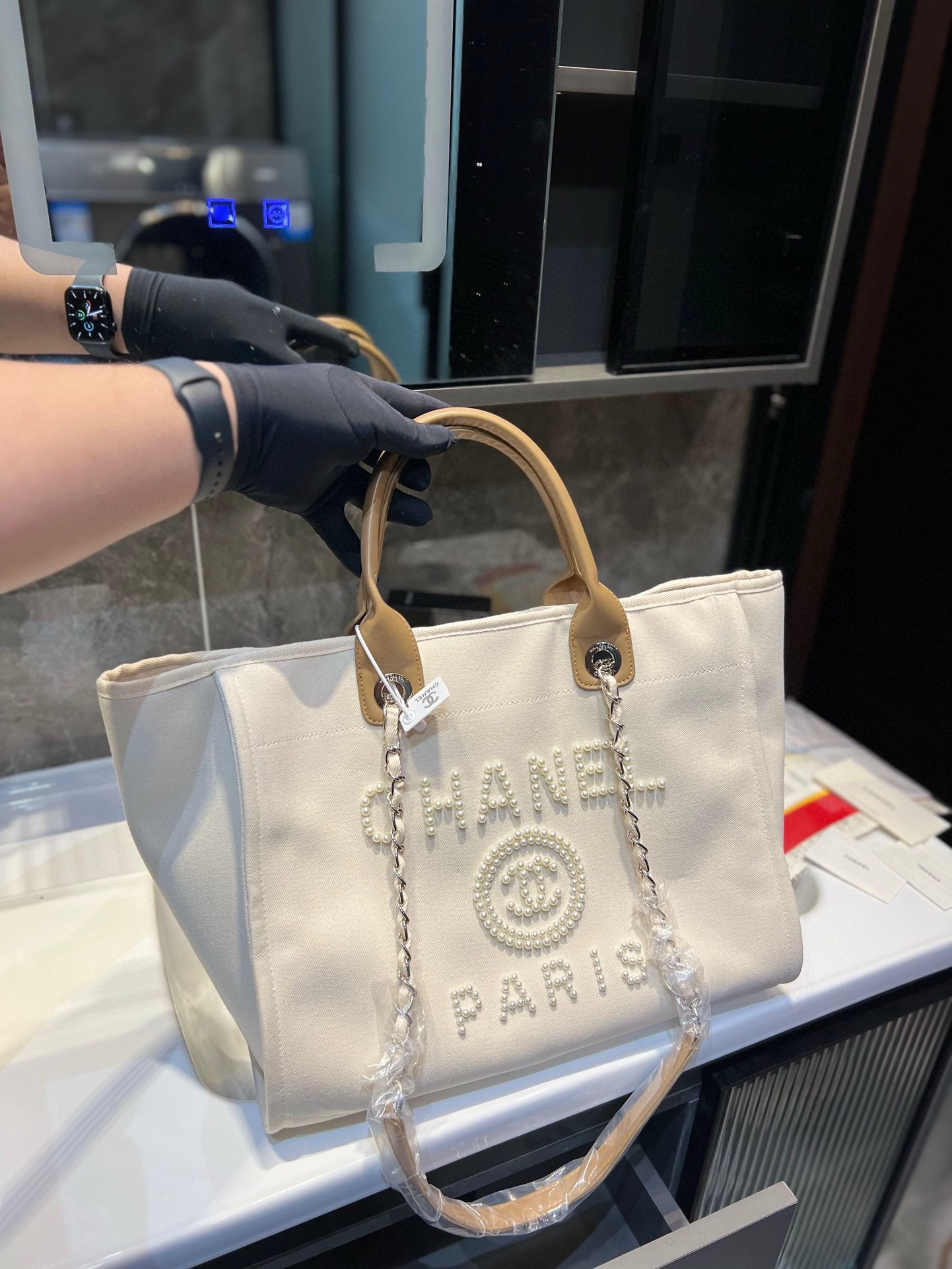 Chanel Sacs À Main Broderie de fleurs La plage