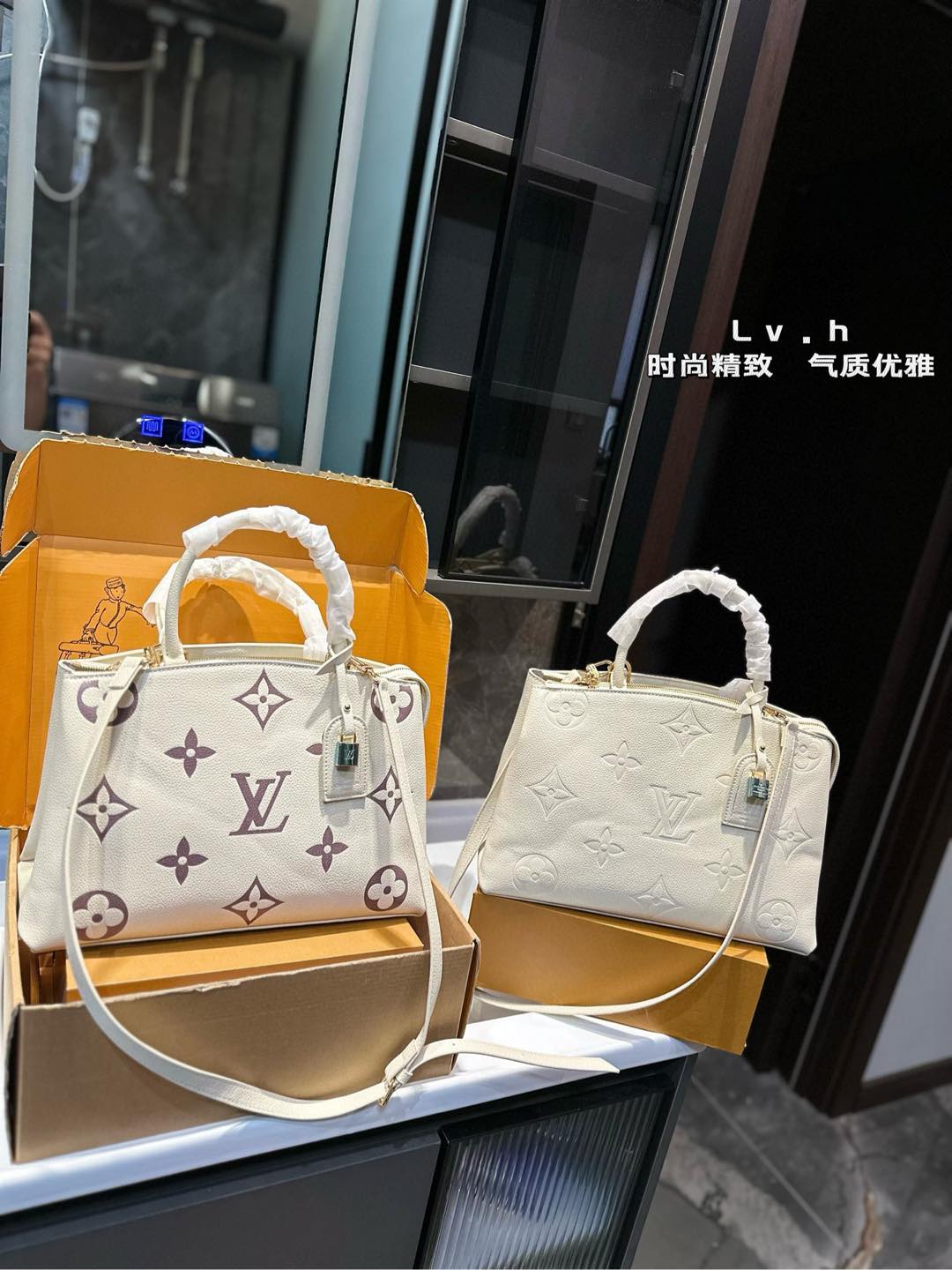 ❤️P145❤️lv Louis Vuitton Fleur Tote Lao Hua Monada Bags Borse Monada Ingresso -Level Style! Vita assoluta! Questa cosa è evidente! I colpi di strada e pratici sono scelte molto NB! Dopo averlo ottenuto, puoi sentire che gli attacchi d’aria tra le particelle della corteccia sono chiari, la larghezza è media e la dimensione di media morbida e dura è toccata: