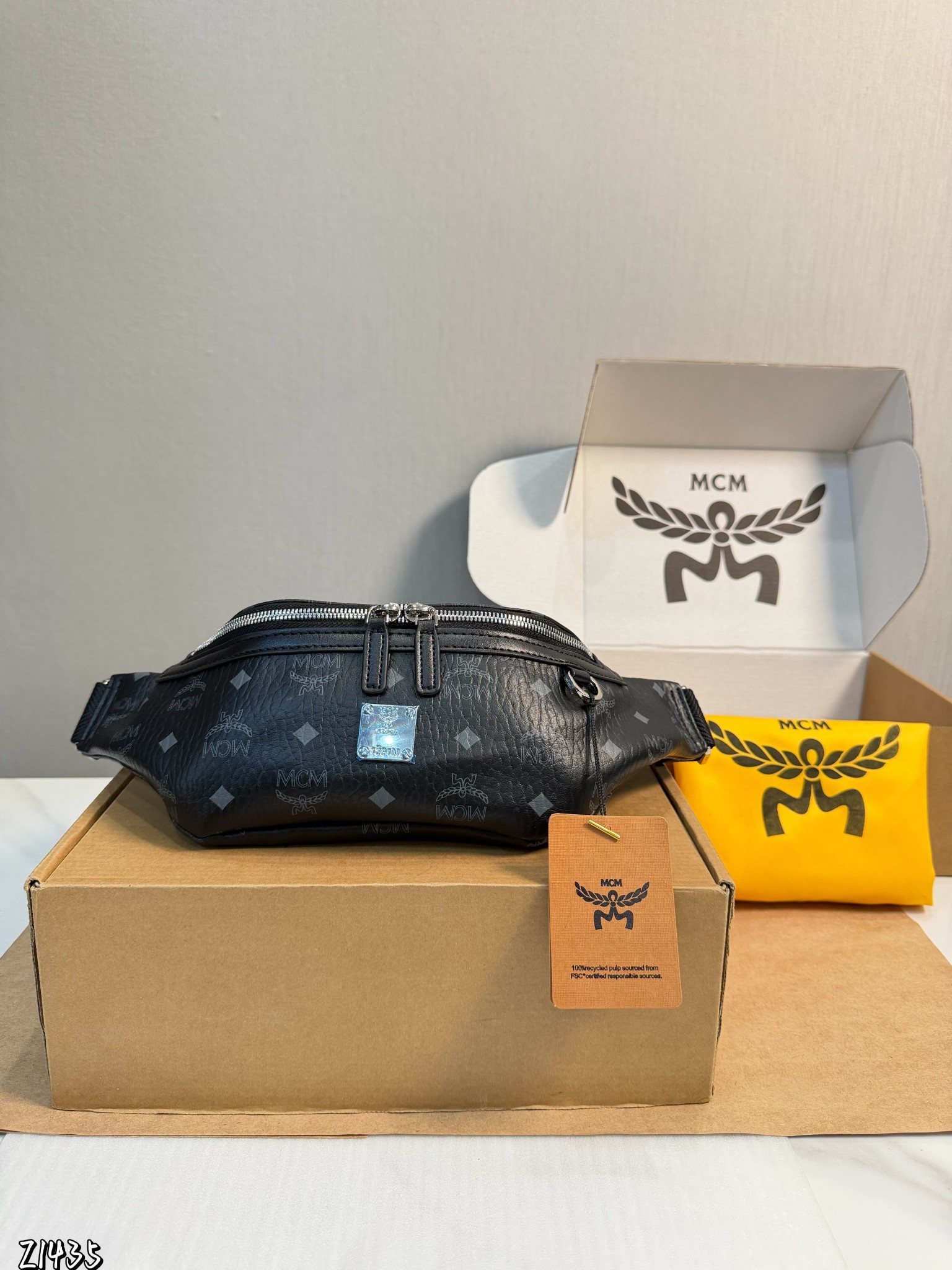 ️P203 Gift Box Packaging ️ | Mcm Visetos Waist Bag Mcm Visetos Series Waist Bag, Classic Presbyopic Pattern + Brown Leather, Retro And Fashionable The Capacity Is Moderate And Can Fit In A Mobile Phone Wallet. The Shoulder Straps Are Adjustable And Can Be Worn As A Waist Bag, Chest Bag Or Cross-body Bag, Making It Easy For Both Men And Women To Carry. Metal Nameplate + Brass Zipper, Perfect Details, Durable And High-quality. It Is Suitable For Daily Outings, Traveling, And Dating. It Is Practical And Enhances The Quality Of Your Outfit. It Is One Of Mcm's Popular Items