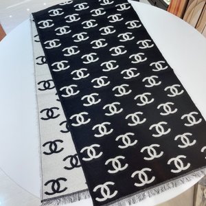 Chanel Scarf Black White Wool Fall/Winter Collection