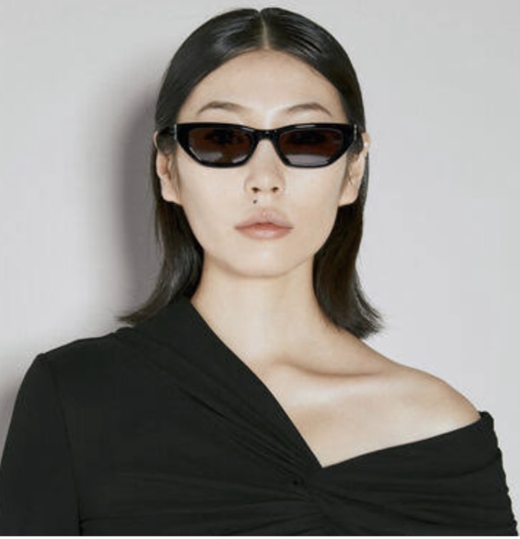  Saint Laurent
 SL M127/F
小logo 𝑦𝑠𝑙点缀
size：53口20-145