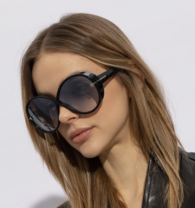 TOMFORD MOD: FT1116Size: 64-12-135