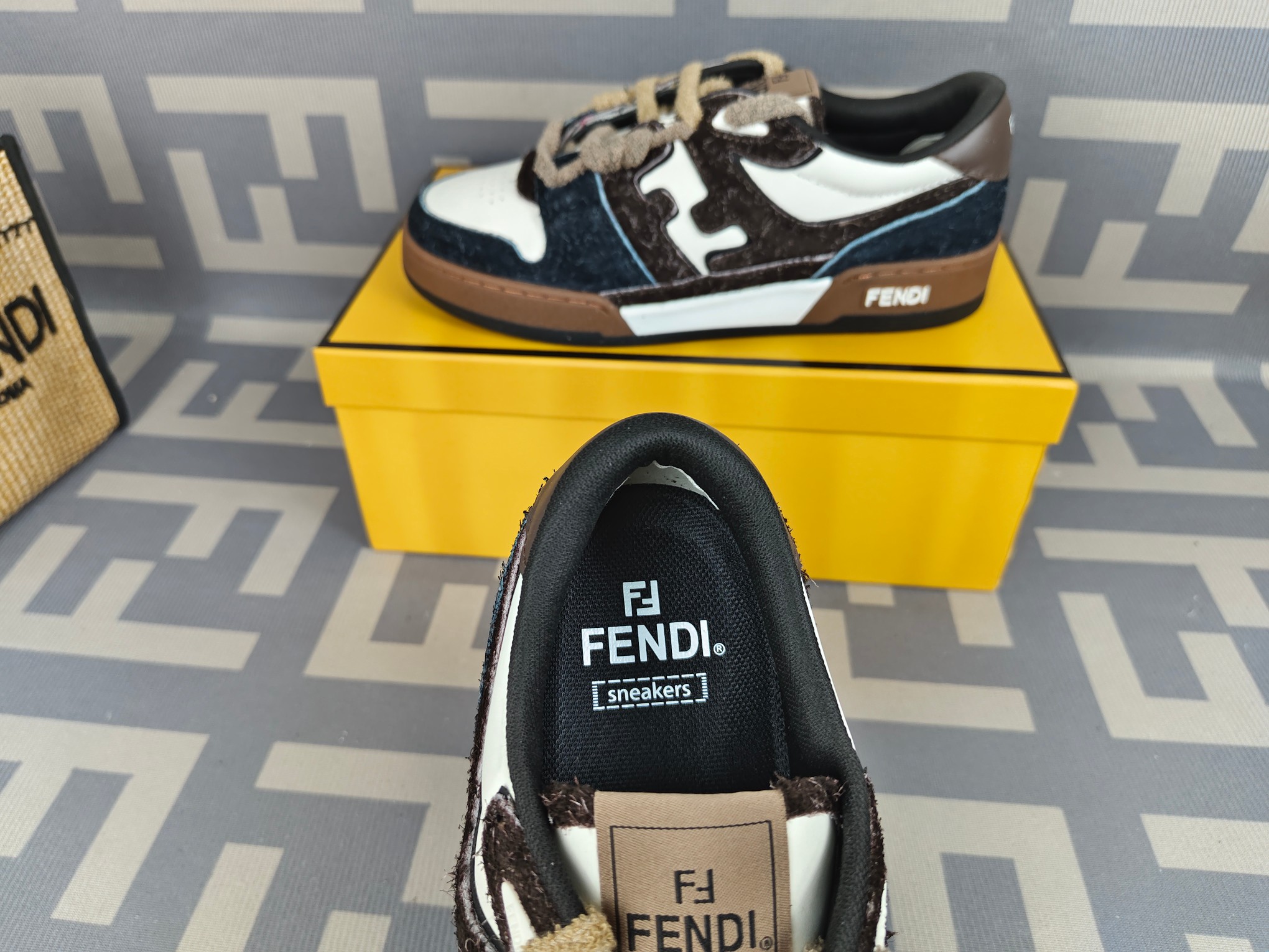 Fendi Style Leather Men's Shoes style reference detail image 7 from source 781872