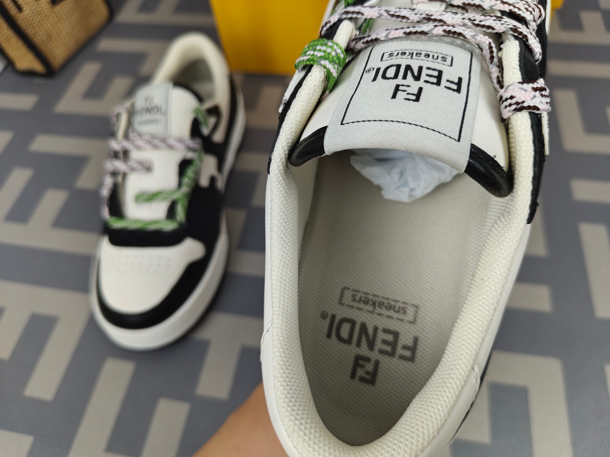 Fendi Style Leather Men's Shoes style reference detail image 8 from source 781874