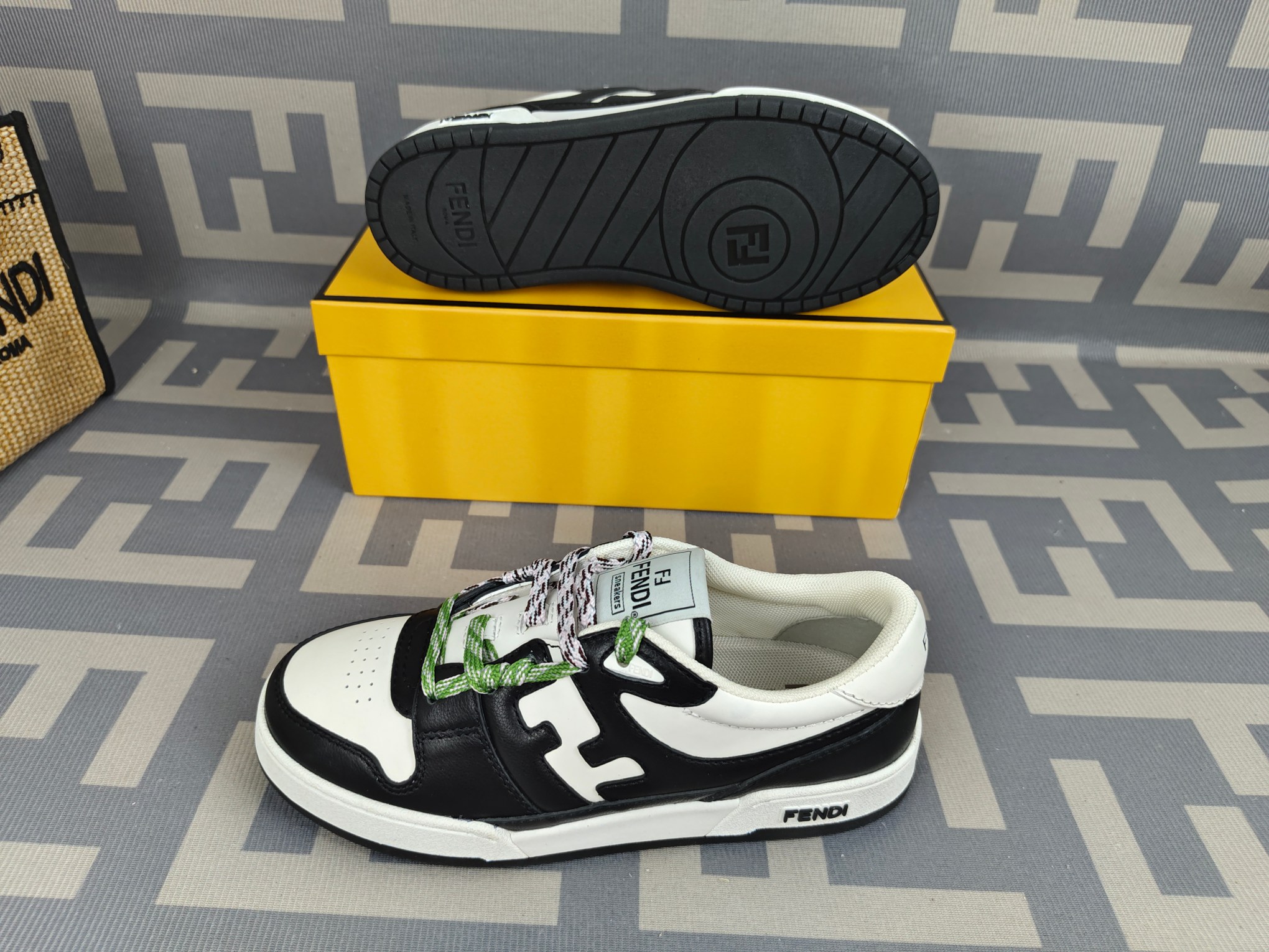 Fendi Style Leather Men's Shoes style reference detail image 9 from source 781874