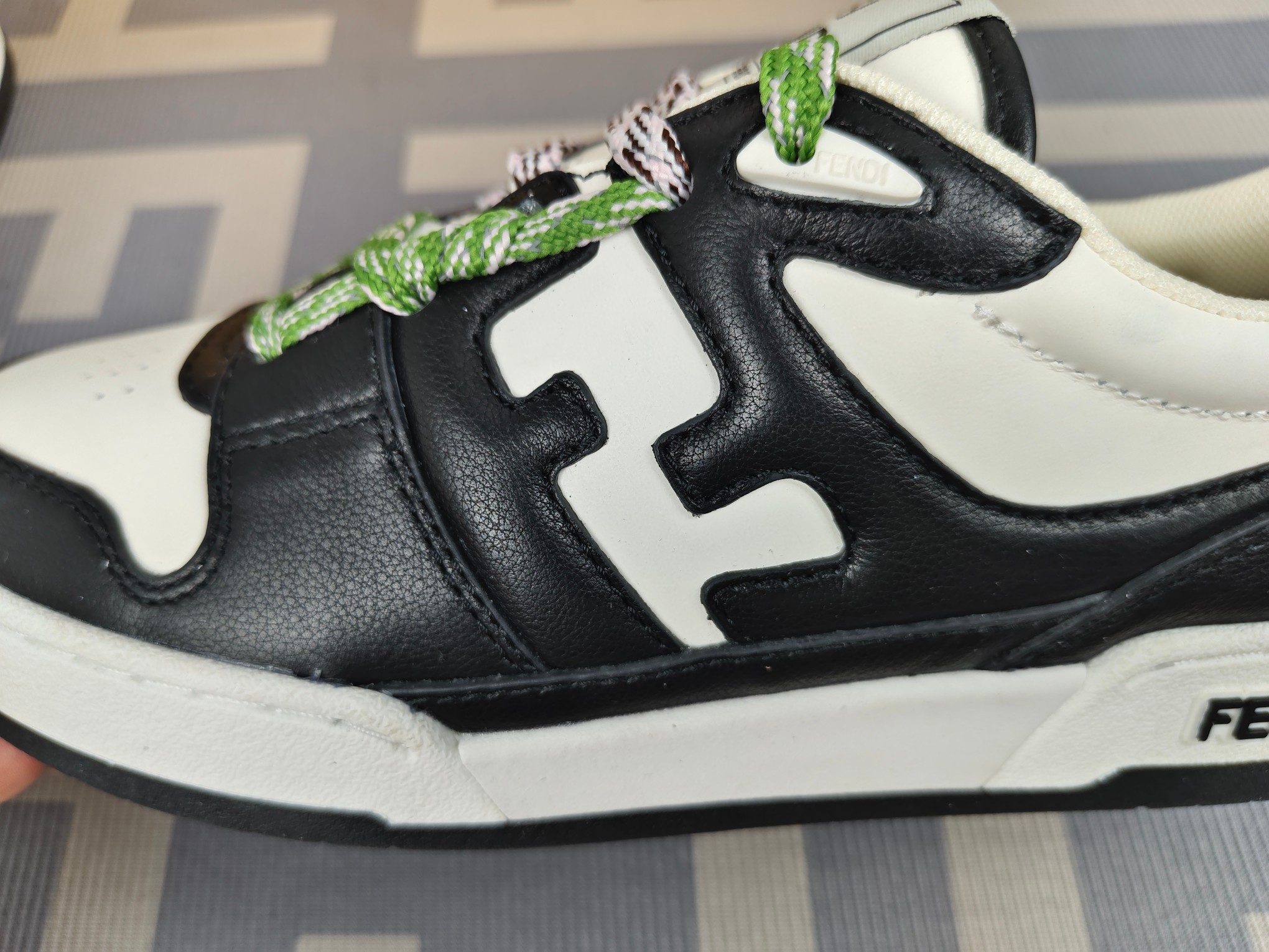 Fendi Style Leather Men's Shoes style reference detail image 6 from source 781874