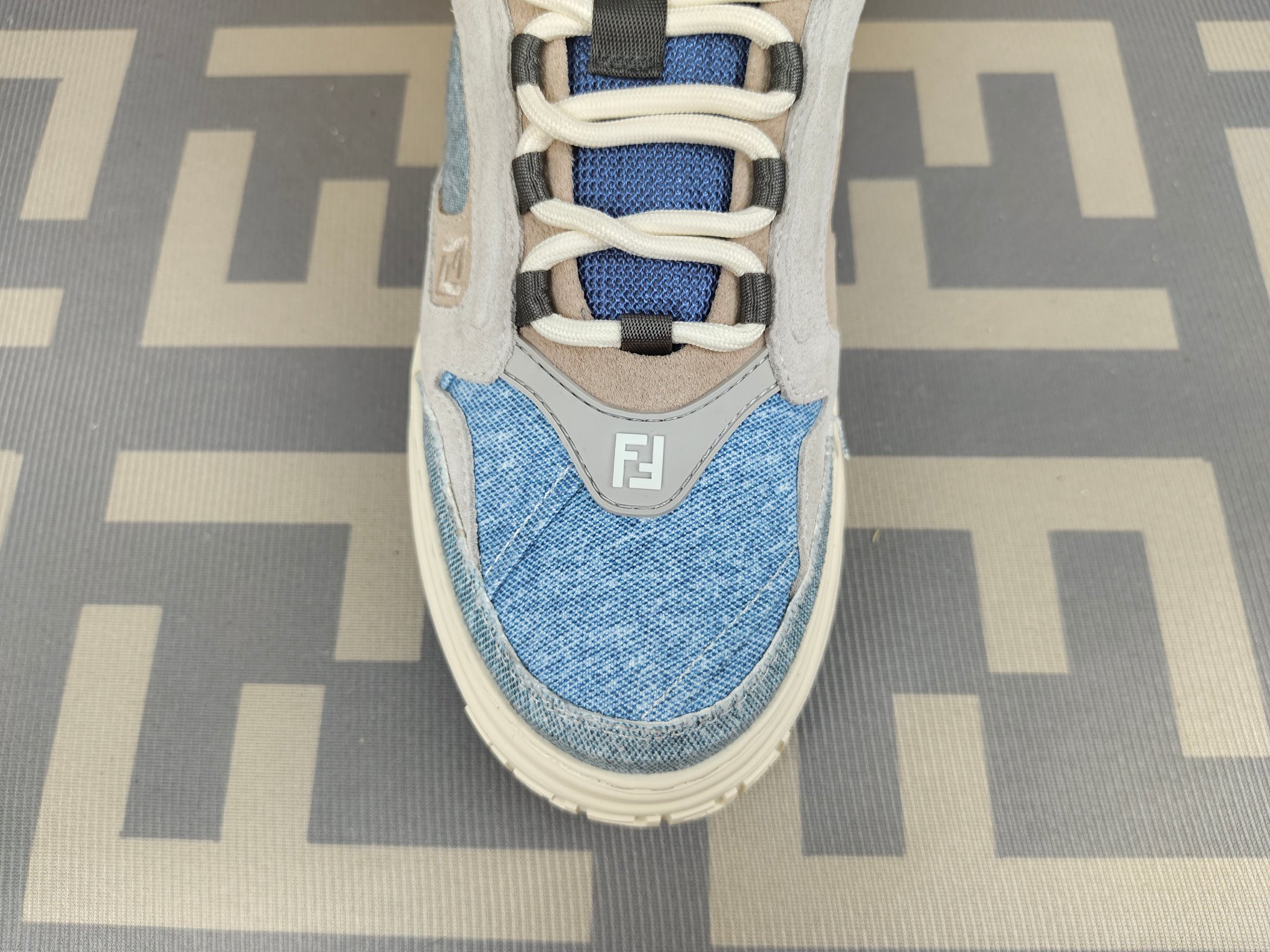 Fendi Style Leather Men's Shoes style reference detail image 9 from source 781875