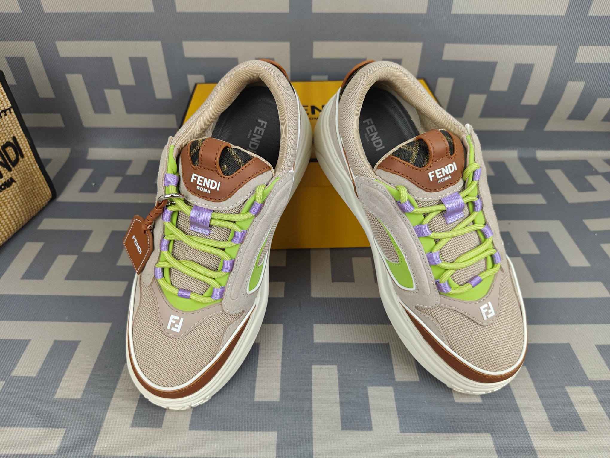 Fendi Style Leather Men's Shoes style reference detail image 8 from source 781876