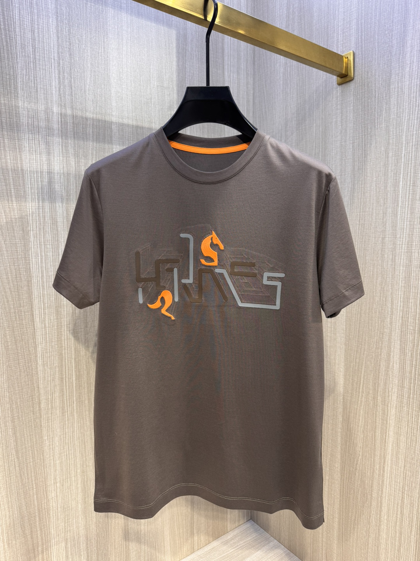 High-End 3D Geometric T-Shirts 2025: Quality Embroidery, Premium Fabrics, Various Colors & Sizes - 图片 3