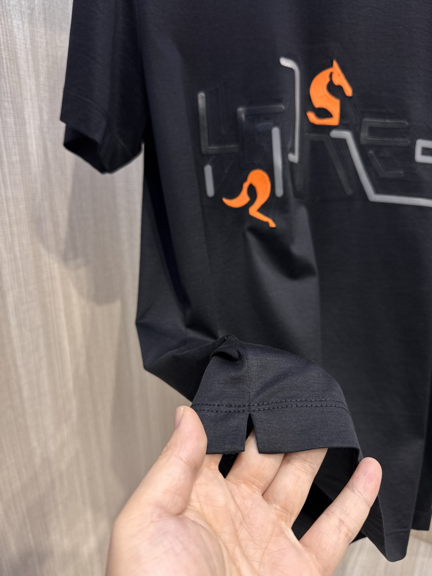 High-End 3D Geometric T-Shirts 2025: Quality Embroidery, Premium Fabrics, Various Colors & Sizes - 图片 8
