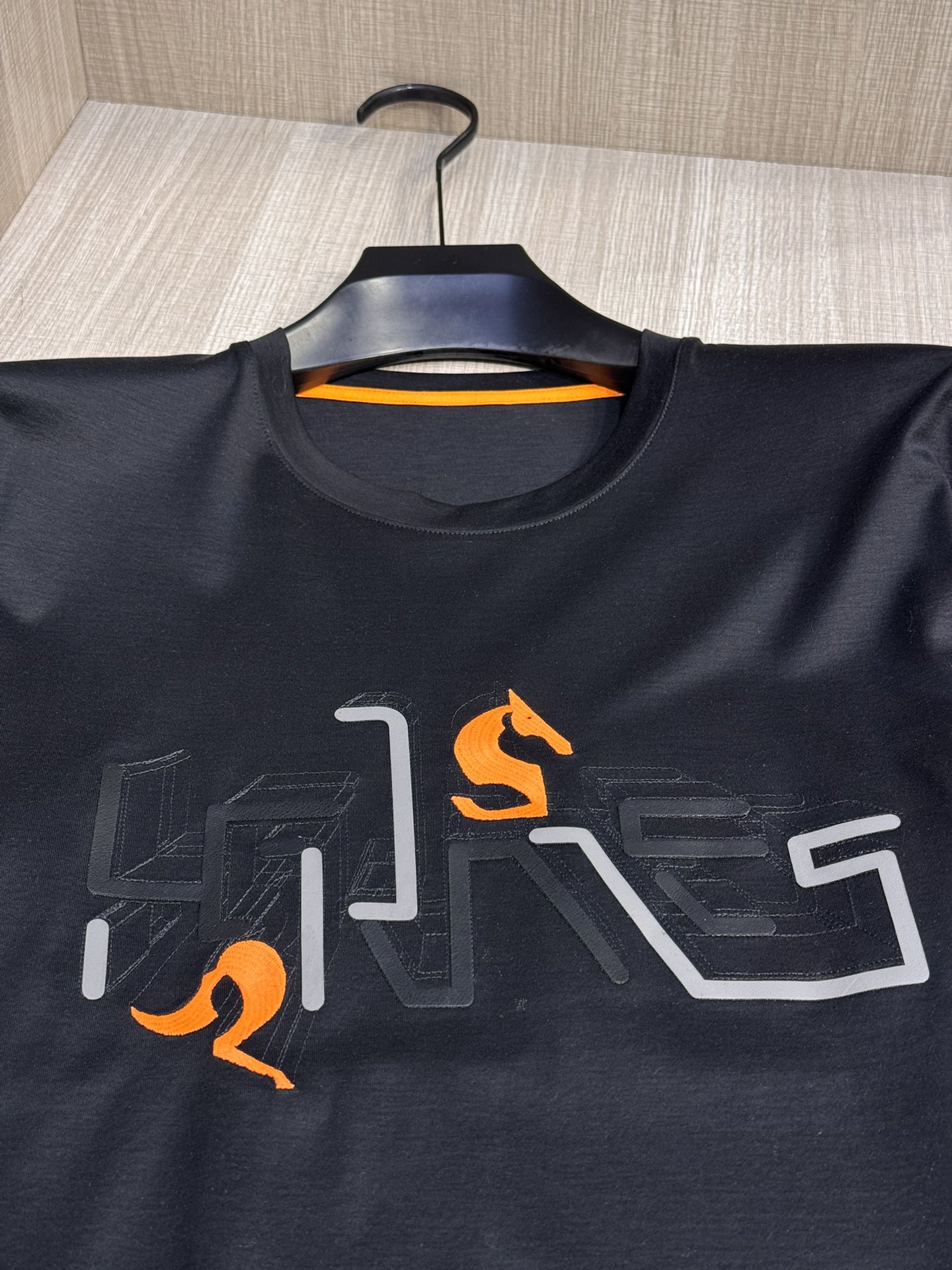 High-End 3D Geometric T-Shirts with Quality Embroidery and Premium Fabrics - 图片 7