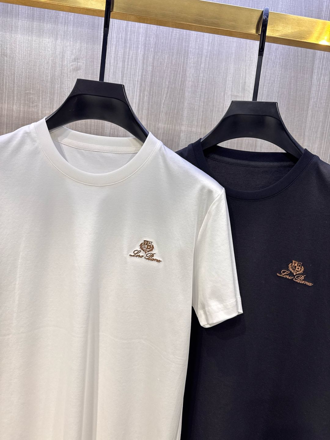 P318 LP Family 2025 Collection: Classic, High-Quality Cotton Apparel for Fashionable Comfort - 图片 2