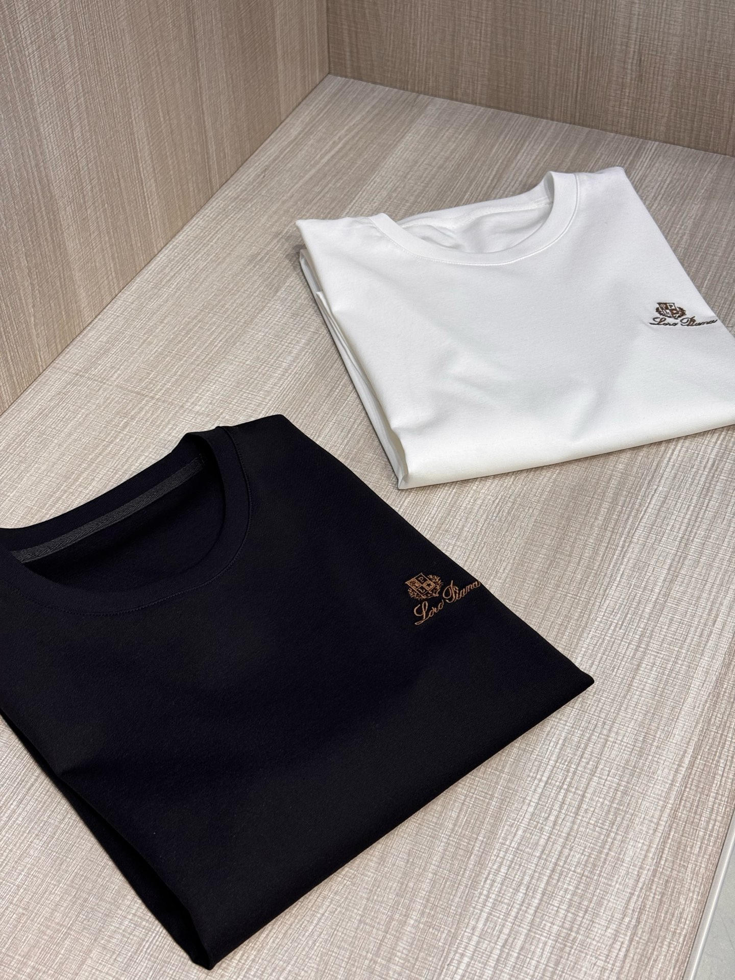 P318: LP Family 2025 Collection – High-Quality Cotton Apparel with Classic Designs - 图片 2