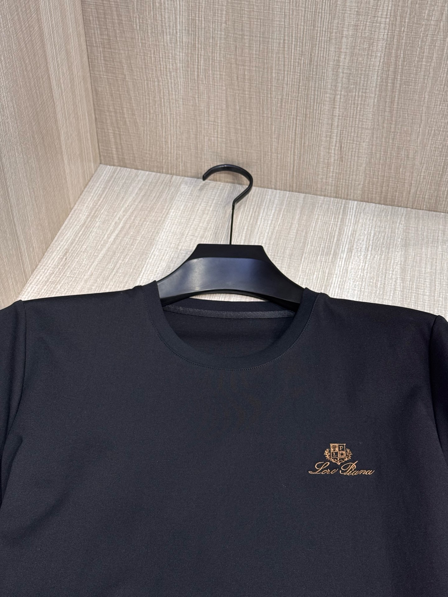 P318: LP Family 2025 Collection – High-Quality Cotton Apparel with Classic Designs - 图片 6