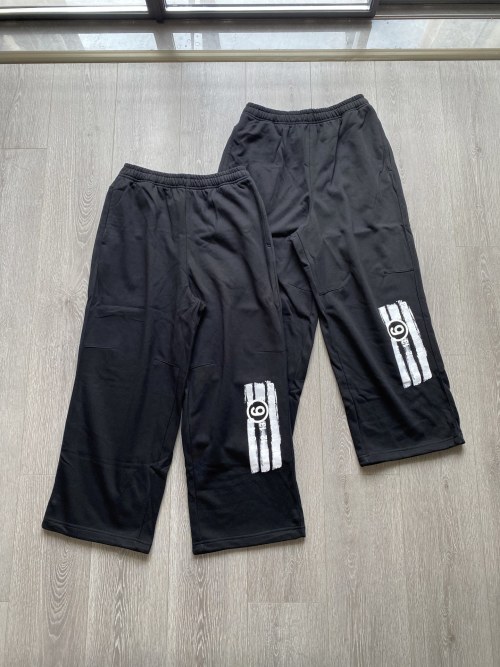 Maison Margiela Black Wide Leg Lounge Pants With Signature Numeric Logo 44 Maison Margiela Black Wide Leg Lounge Pants With Signature Numeric Logo