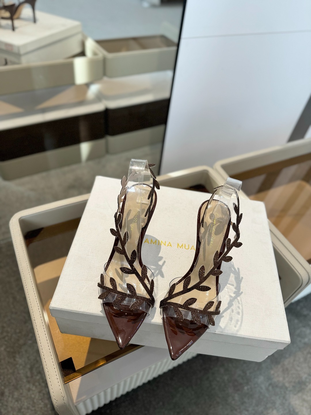 Gianvitorossi2025新款拖鞋顶级版本代购品质!施华洛奇水钻尖头高跟拖鞋宛如从童话中走来的仙