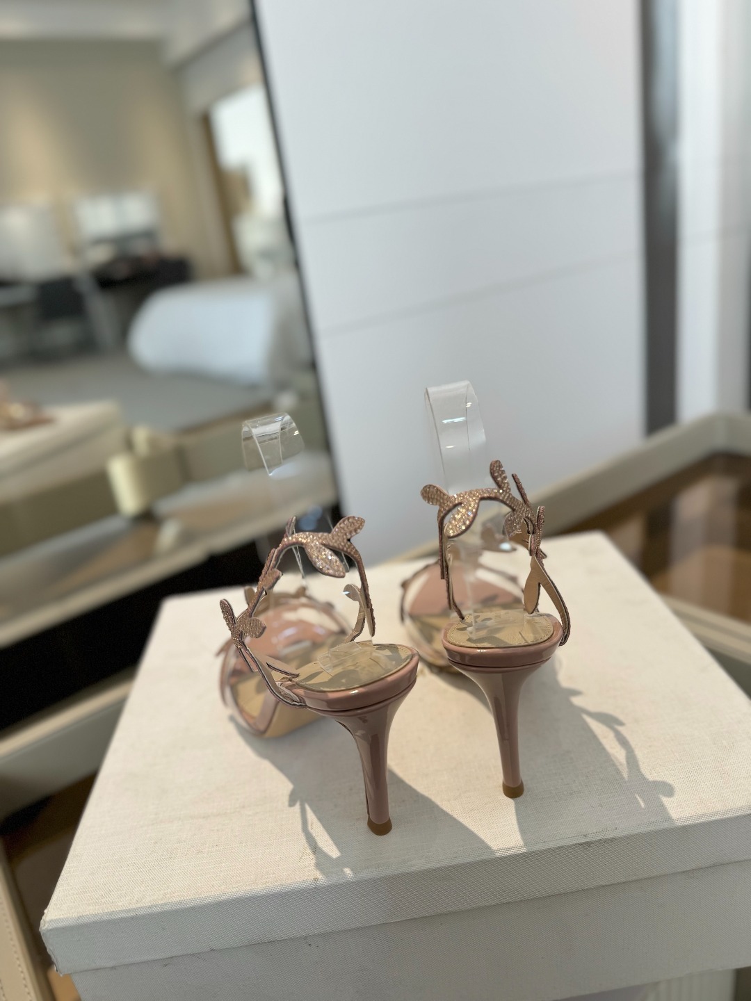 Gianvitorossi2025新款拖鞋顶级版本代购品质!施华洛奇水钻尖头高跟拖鞋宛如从童话中走来的仙