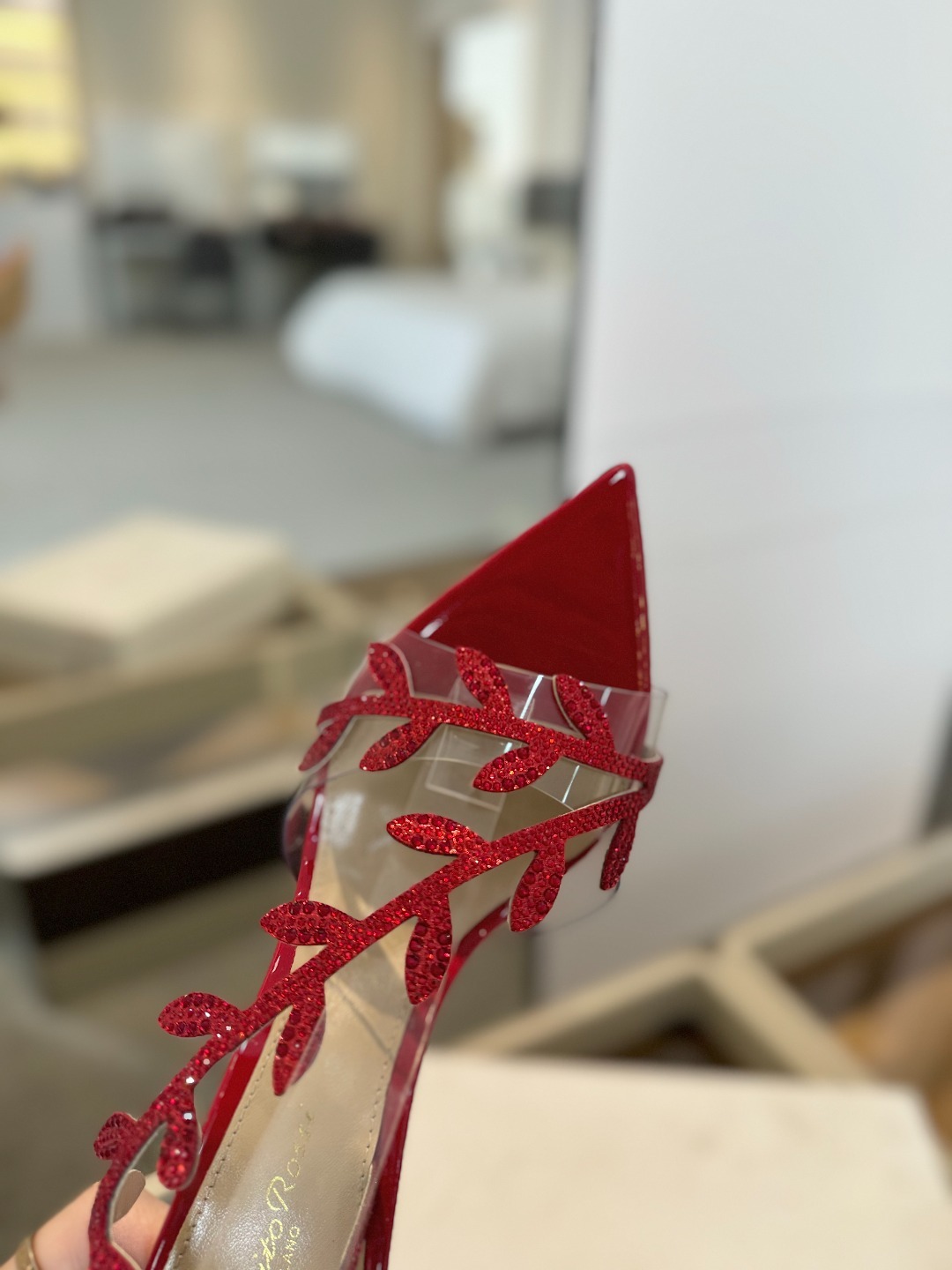 Gianvitorossi2025新款拖鞋顶级版本代购品质!施华洛奇水钻尖头高跟拖鞋宛如从童话中走来的仙