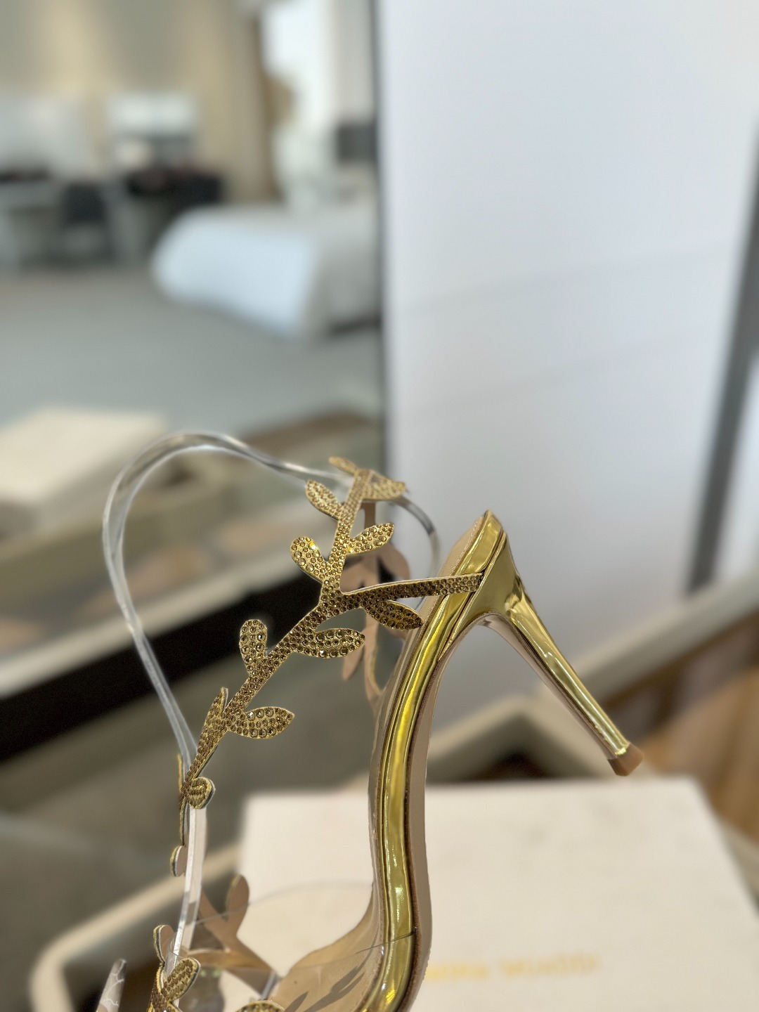 Gianvitorossi2025新款拖鞋顶级版本代购品质!施华洛奇水钻尖头高跟拖鞋宛如从童话中走来的仙