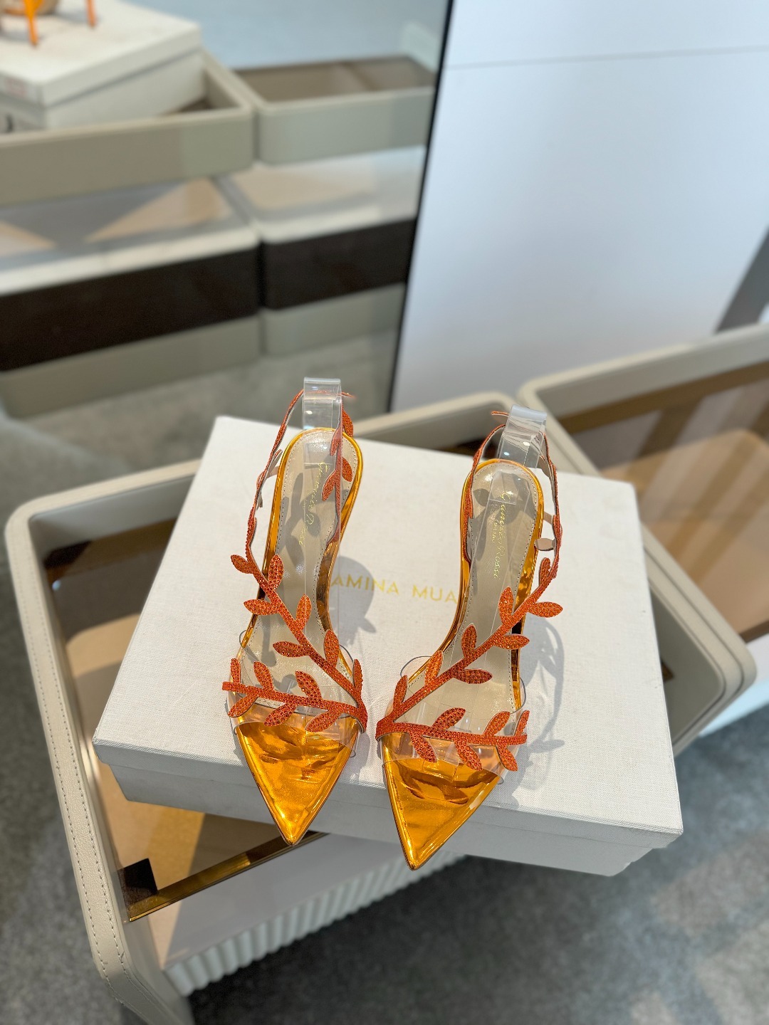 Gianvitorossi2025新款拖鞋顶级版本代购品质!施华洛奇水钻尖头高跟拖鞋宛如从童话中走来的仙